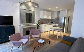 3 Pieces Neuf Au Pied Des Musees - Wifi & Parking